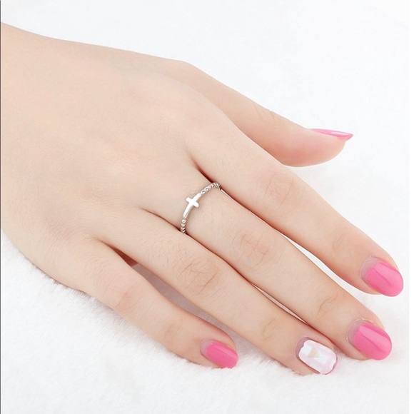 Sterling Silver Cross Ring - Picture 2 of 5